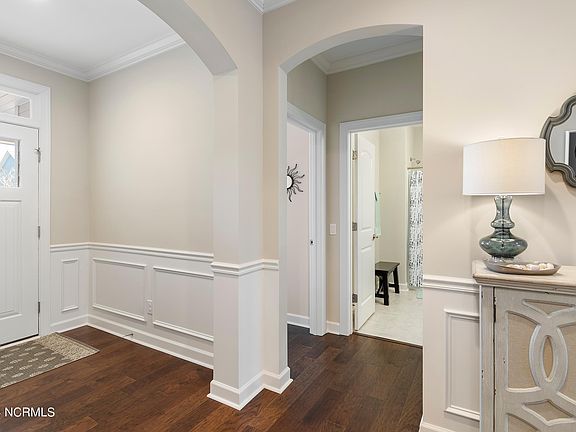 4th image of 3076 Somerdale Court