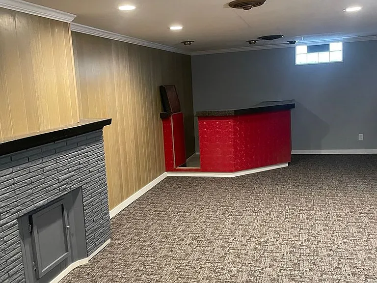 1046 Ohio St — Photo 17