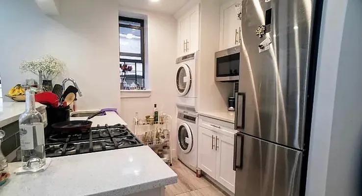 Rented by EastMount Realty LLC | media 15