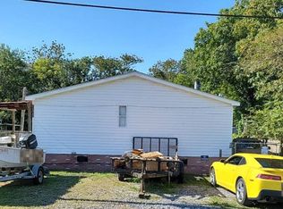 136 Shady Grove Dr, Patterson, LA 70392