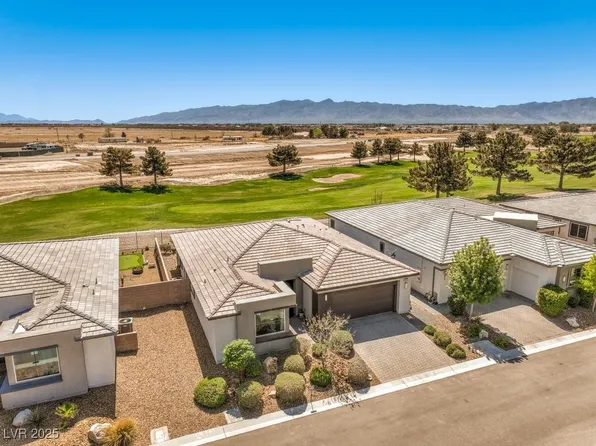 4820 SE Clifftop Dr, Pahrump, NV 89061