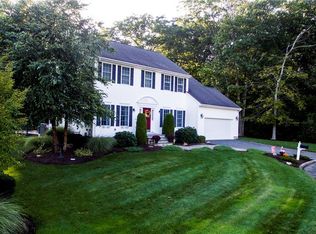 10 Gray Birch Dr, Cranston, RI 02921