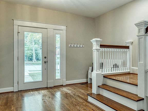 5th image of 7441 Hiawatha Ave