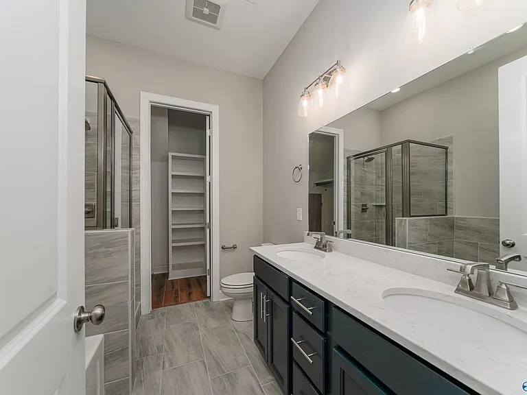 30 Pine St NW — Photo 9
