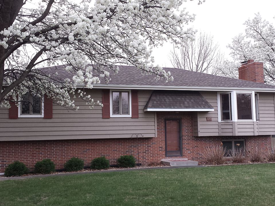 1st image of 123 Roselawn Dr