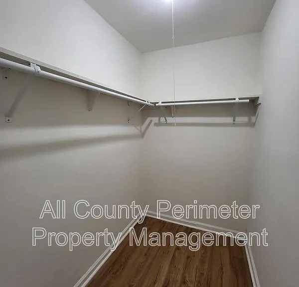 278 Moreland Way — Photo 7