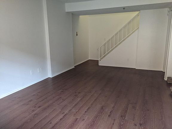 5th image of 138 Alta St APT B