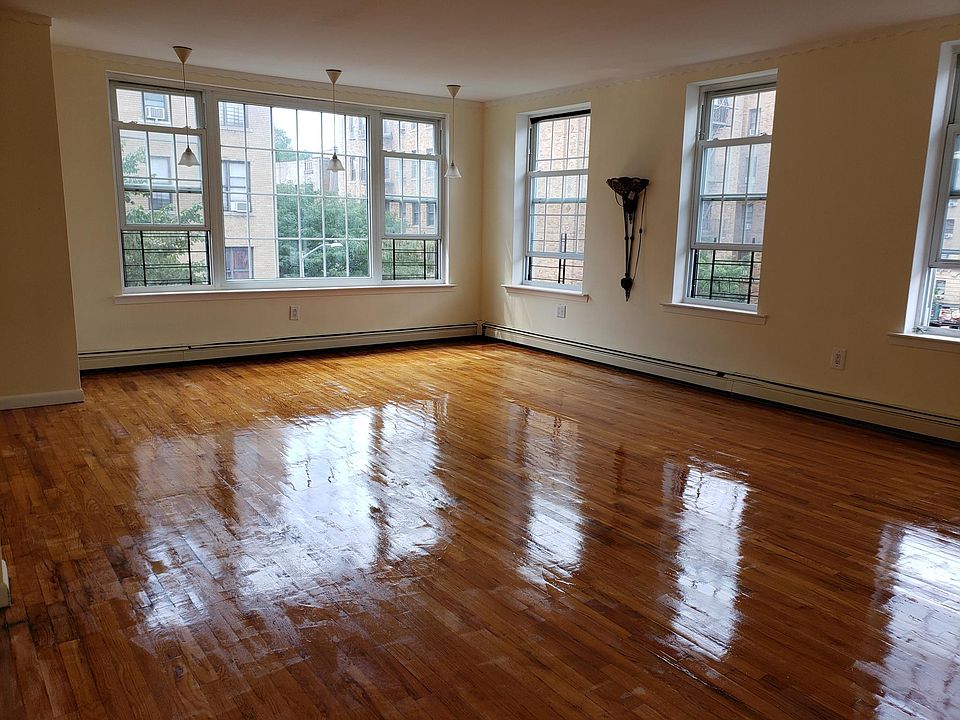 1st image of 1854 Phelan Pl Floor 2