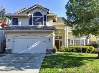 8576 Spring Azure Way, Elk Grove, CA 95624