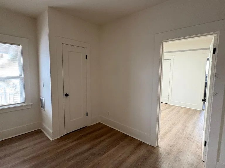 2505 Foothill Blvd — Photo 3