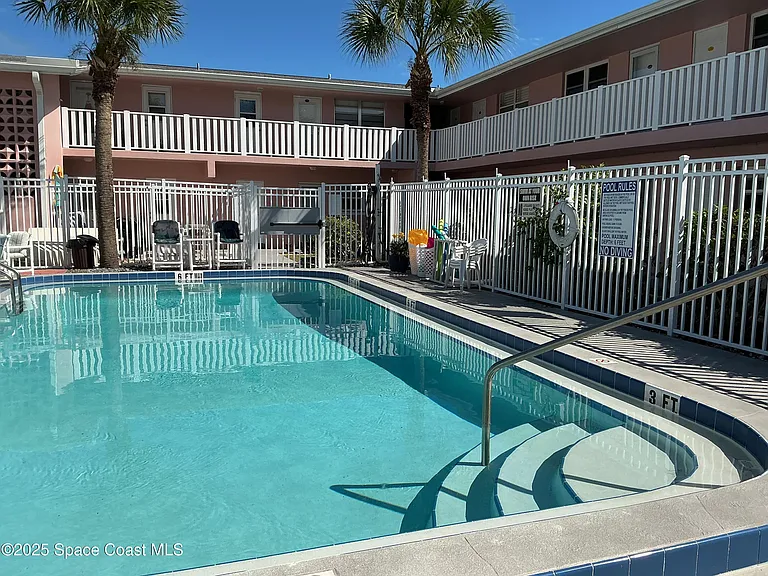 420 Monroe Ave #D202 — Photo 21