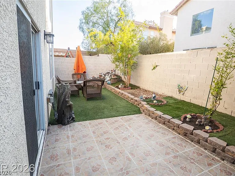 805 Old Mine Creek Ln — Photo 22