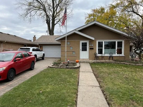 6541 102nd Pl, Chicago Ridge, IL 60415