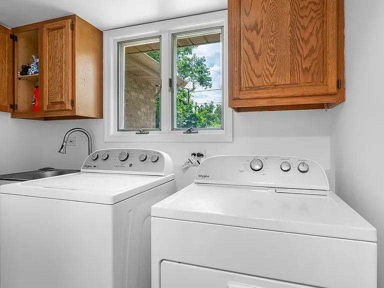 458 Cove Dr — Photo 33