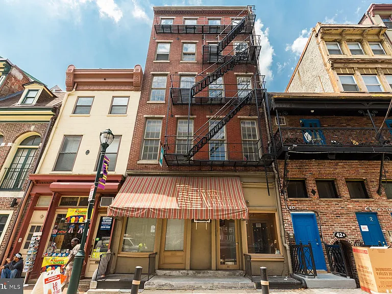 44 S 3rd St #3 — Photo 14