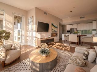 1591 Bowser Ave #206, North Vancouver, BC
