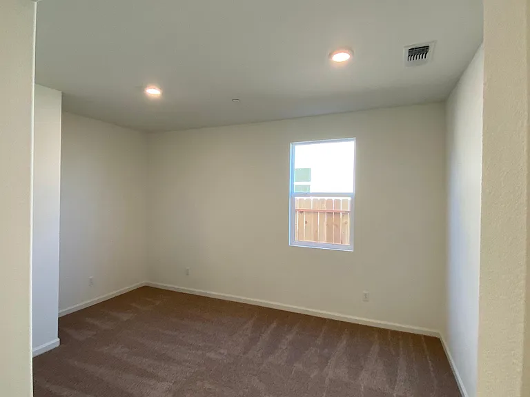 7199 E University Ave — Photo 26