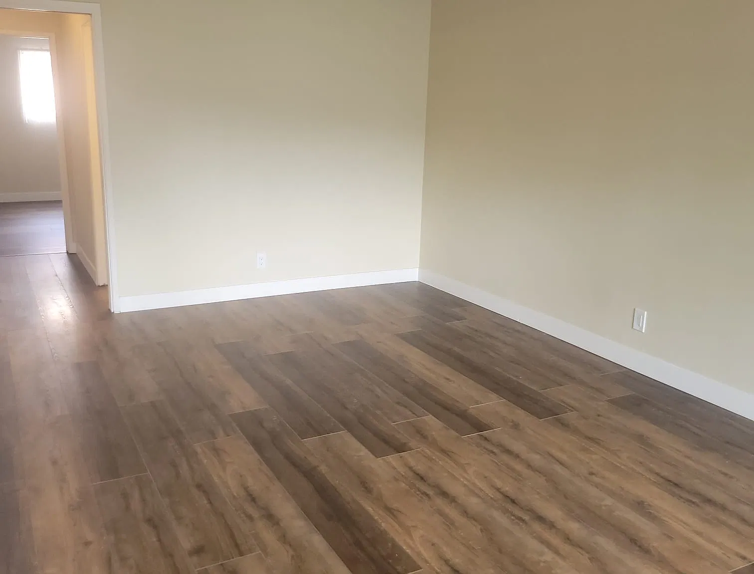 1 bed, 800 sqft, $1,900 — Photo 3