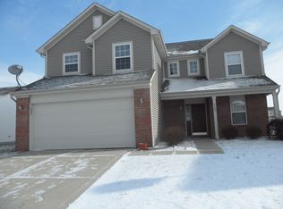 3167 Monterey Dr, Whiteland, IN 46184