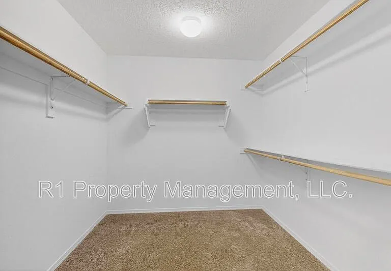 108 Hue St SW — Photo 76