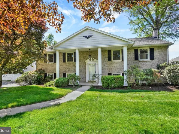2720 Freysville Rd, Red Lion, PA 17356