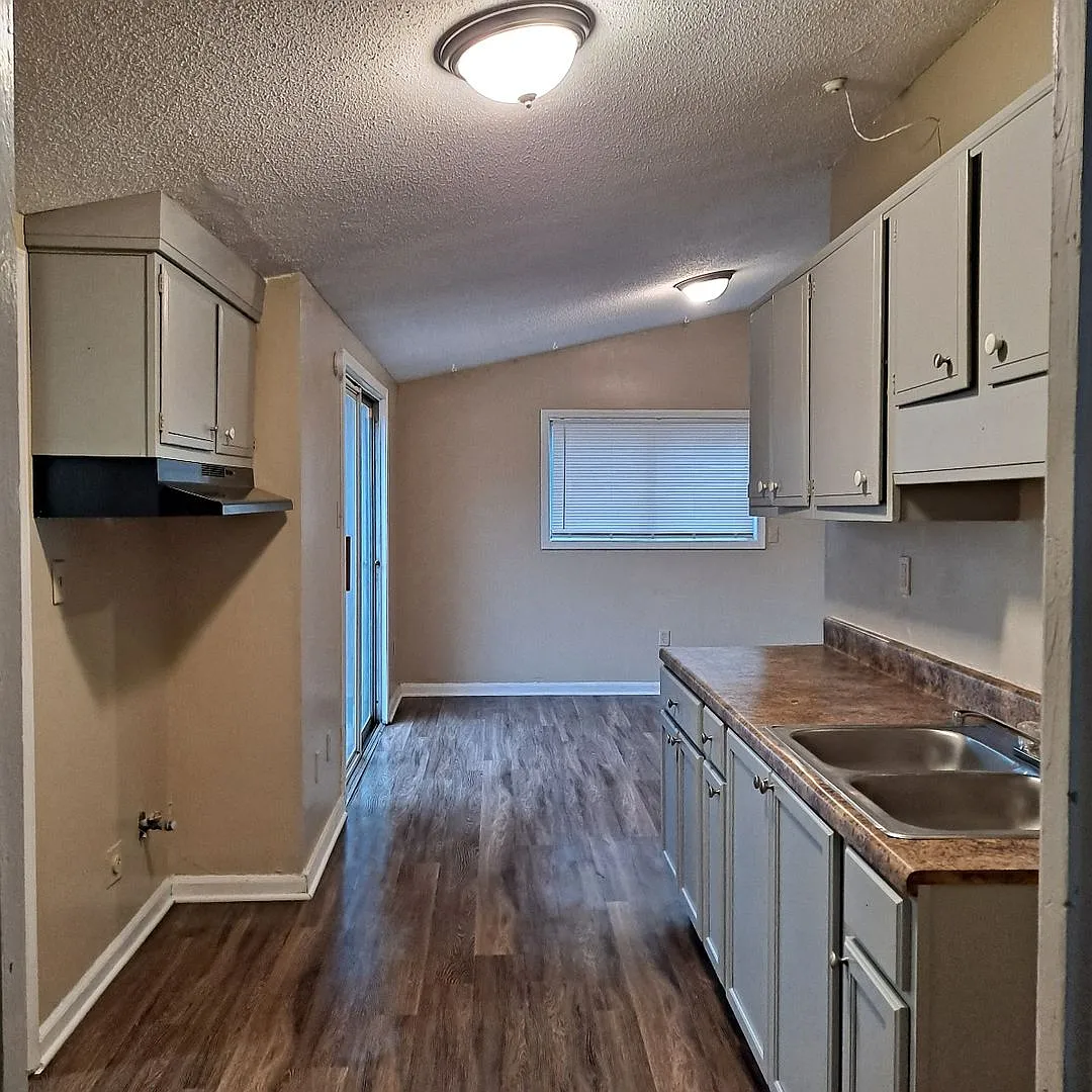 Welcome to 3911 Ajanders Drive! — Photo 2