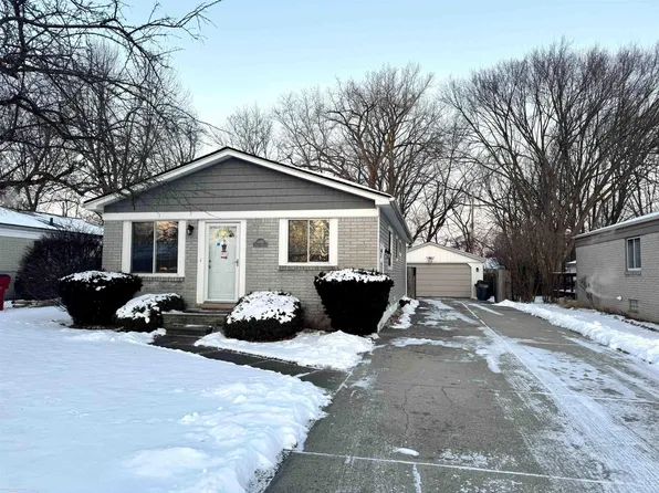 34361 Virgil St, Harrison Township, MI 48045