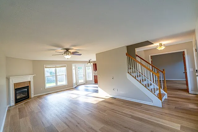 649 Kayloc Cir — Photo 22