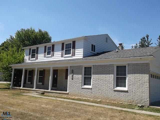 1st image of 34940 Oakland St