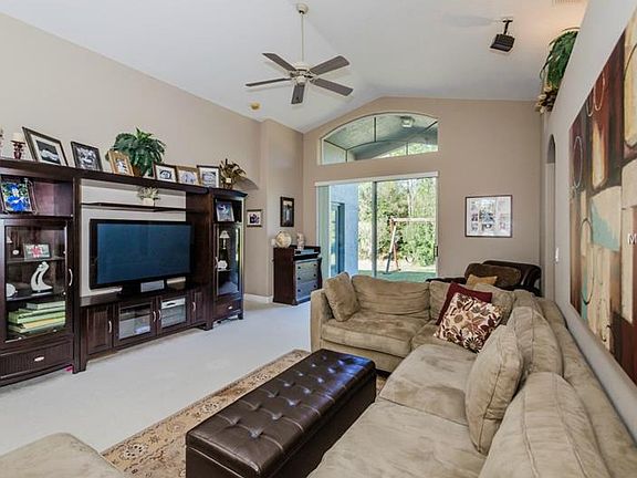 5th image of 325 Meadow Brook Ct