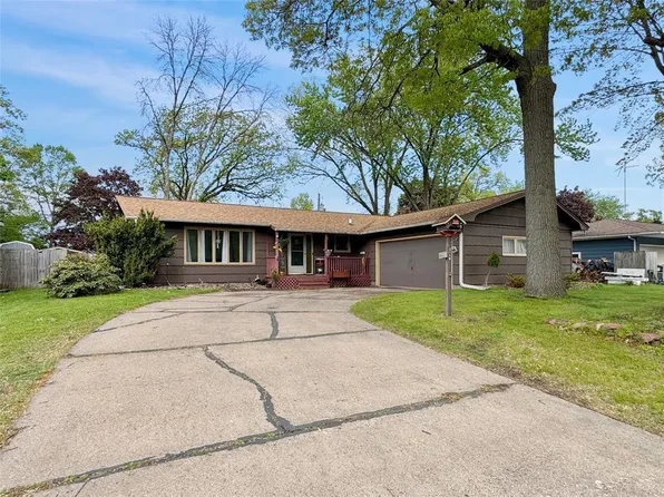 3128 Monroe Street, Eau Claire, WI 54703