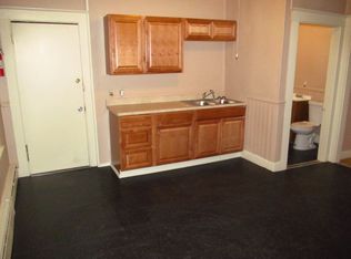 54 Pierce St APT 1, Lewiston, ME 04240