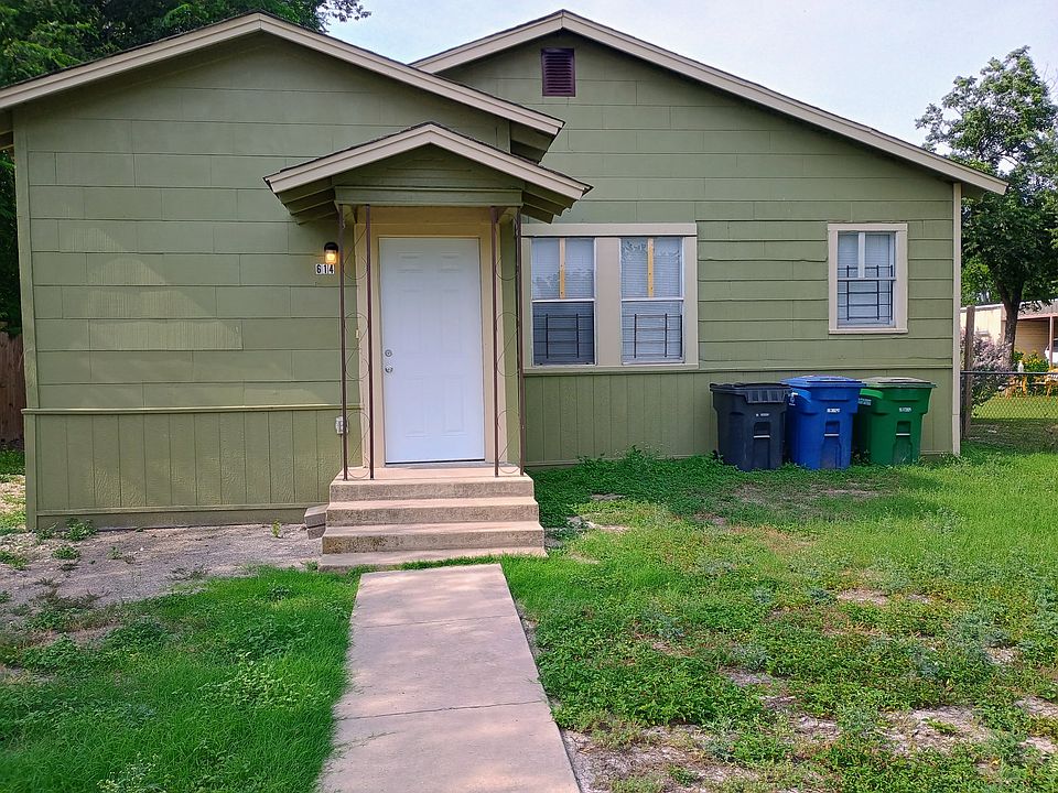 1st image of 614 W Pyron Ave