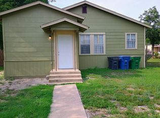 614 W Pyron Ave, San Antonio, TX 78221