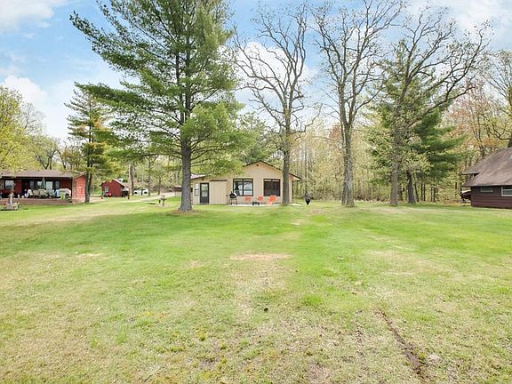 5th image of 28118 Lakewood Dr NW
