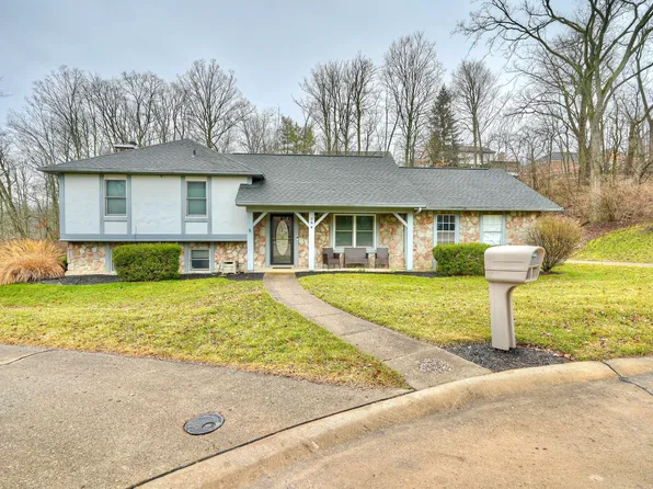 564 Village Dr, Edgewood, KY 41017
