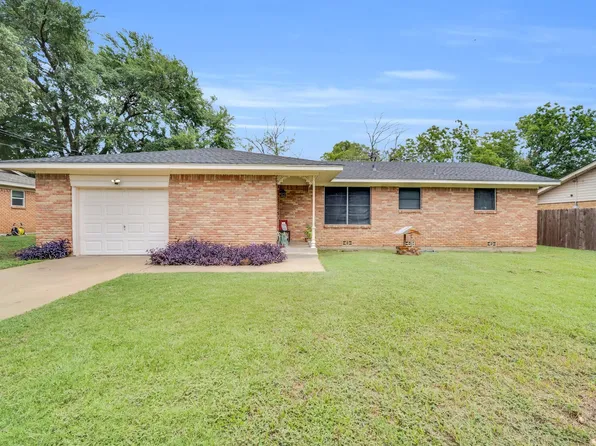 804 N Douglas Ave, Cleburne, TX 76033
