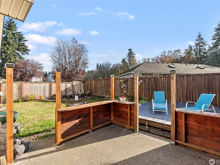 15537 104th Pl SE — Photo 32