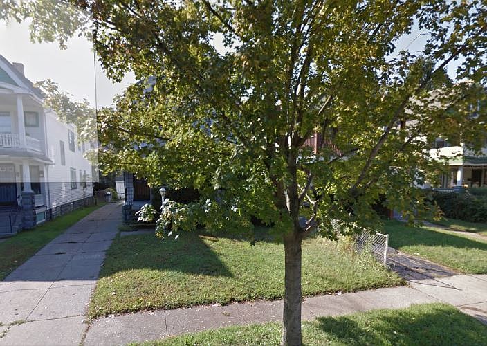 1st image of 10220 Empire Ave
