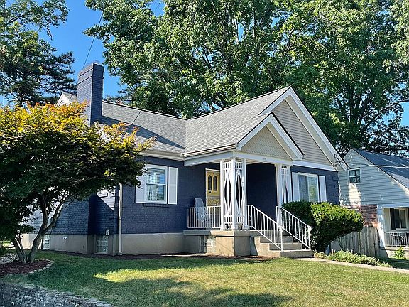 3rd image of 22 Aldon Ln