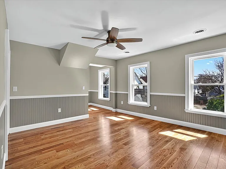 3 Waterbury St #2 — Photo 10