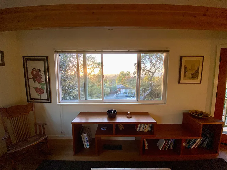 1518 Meek Ave — Photo 10