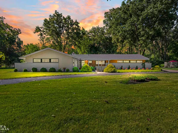 2741 Braeburn Dr, Rochester, MI 48309