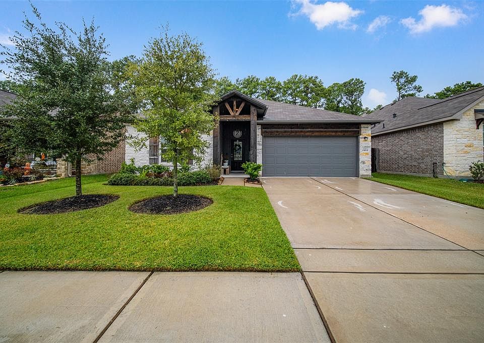 1st image of 15615 Lakewood Terrace Drive