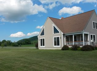 76 Grandview Ln, Addison, VT 05491
