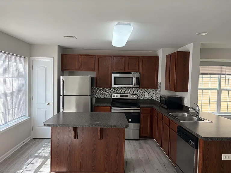 128 Cobbler Ln — Photo 12