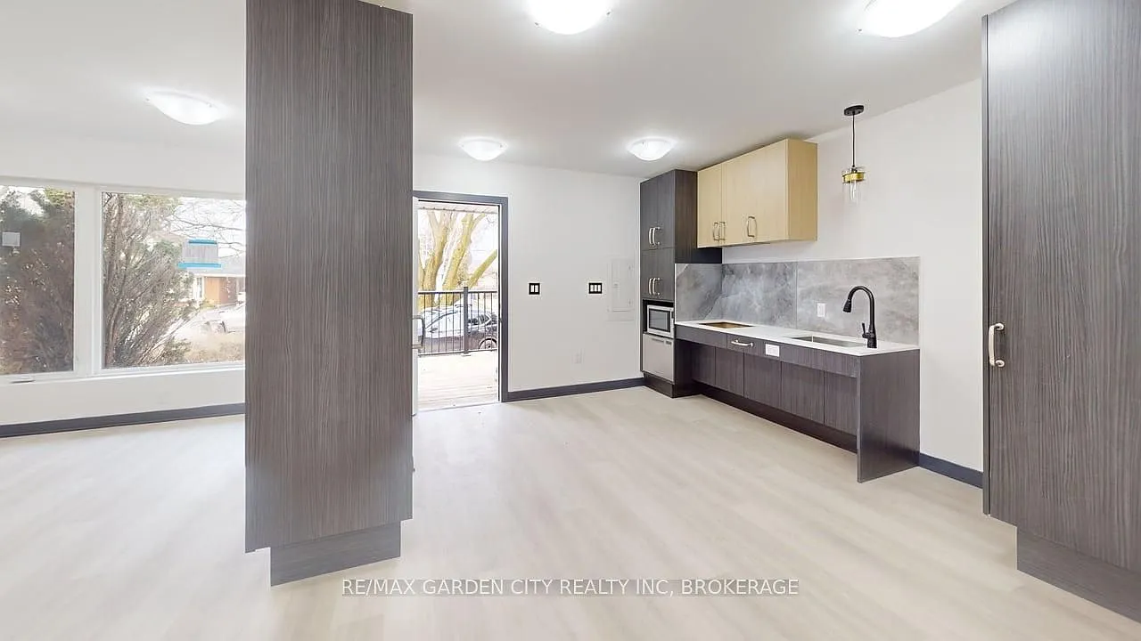 2 bed, $2,750 — Photo 2
