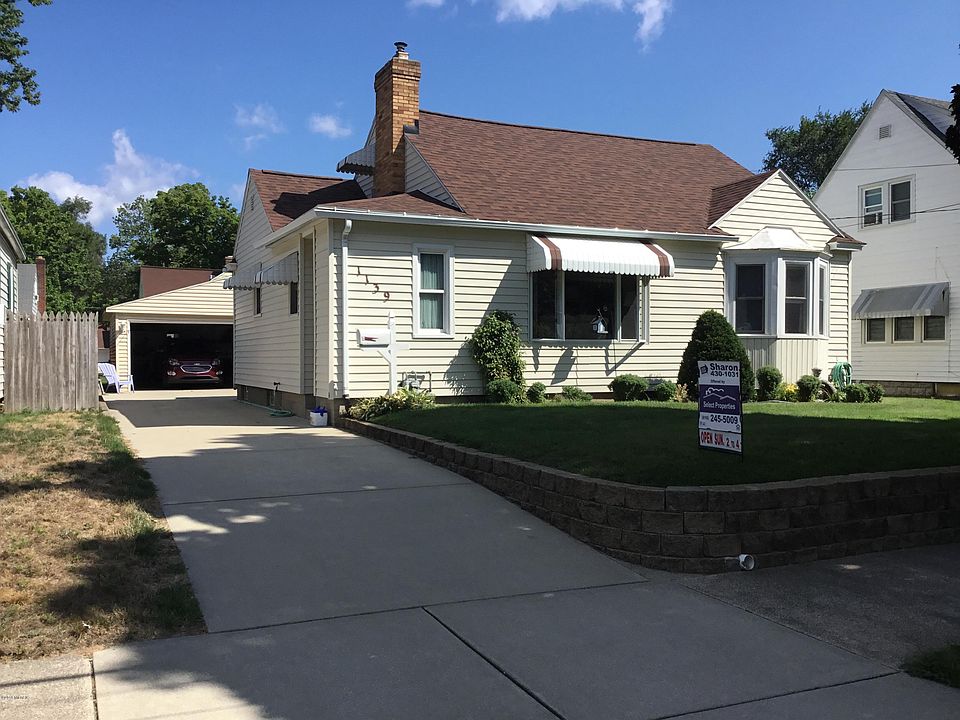 1st image of 1139 Oaklawn St NE
