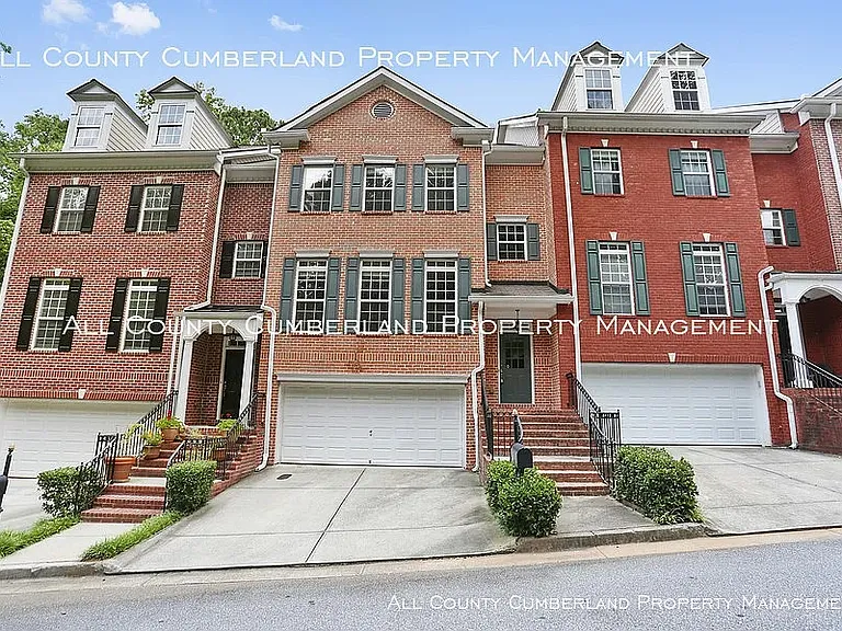 3128 Mercer University Dr — Photo 3