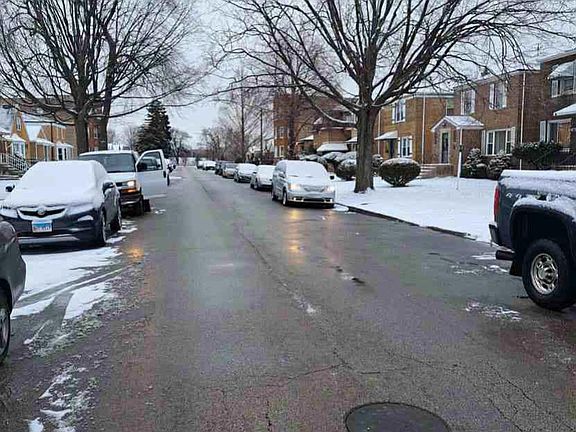 5th image of 10048 S Rhodes Ave